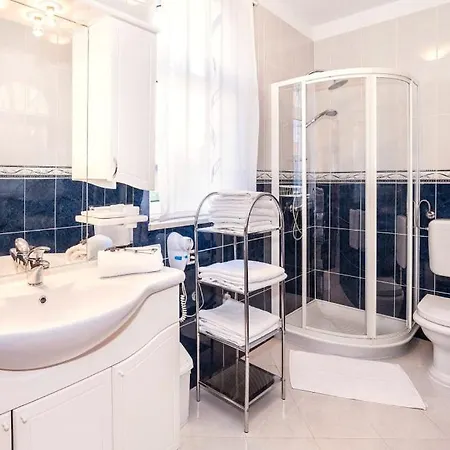 Palace Clara 1 Island Krk By Apartamento *