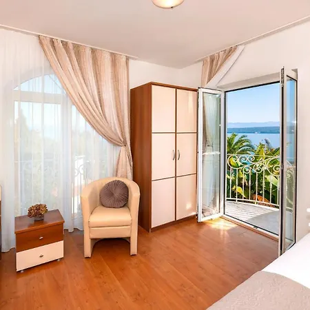 Daire Palace Clara 1 Island Krk By *