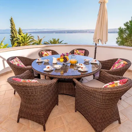 Apartment Palace Clara 1 Island Krk By *
