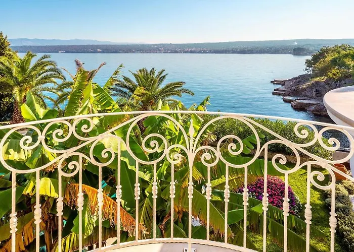 Palace Clara 1 Island Krk By Διαμέρισμα *